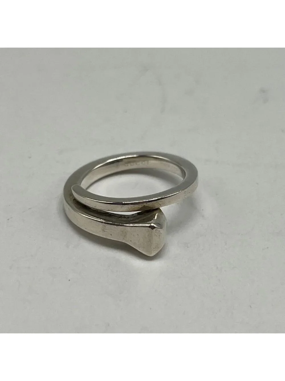 Gucci Chiodo Nail Ring